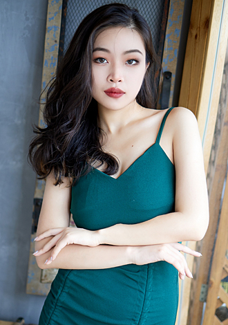 Most gorgeous profiles: beautiful Asian member Yiyi(honey)