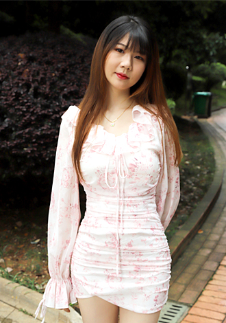 Gorgeous profiles pictures: Shuangyan, Asian member personals
