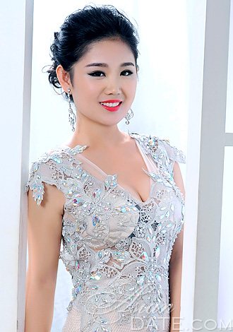 Most gorgeous profiles: meet Asian Member Yueyi from Zhengzhou