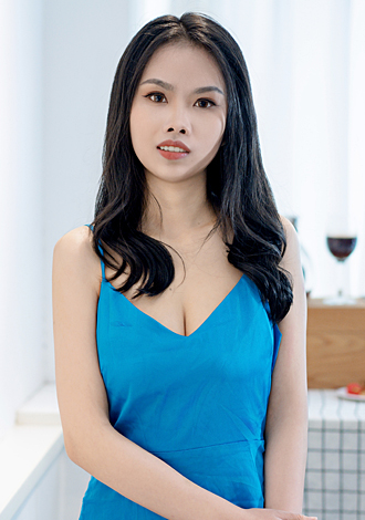 Gorgeous profiles only: caring member Chunyan from Changdu