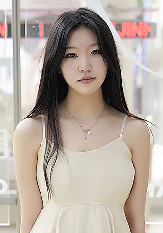 Gorgeous profiles pictures: Peiyuan from Zhengzhou, member , Asian, attractive